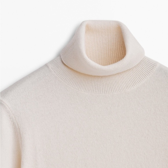 NWT. Massimo Dutti Cream Wool/Cashmere Blend Sweater with High Neck. Size S. - Picture 5 of 12